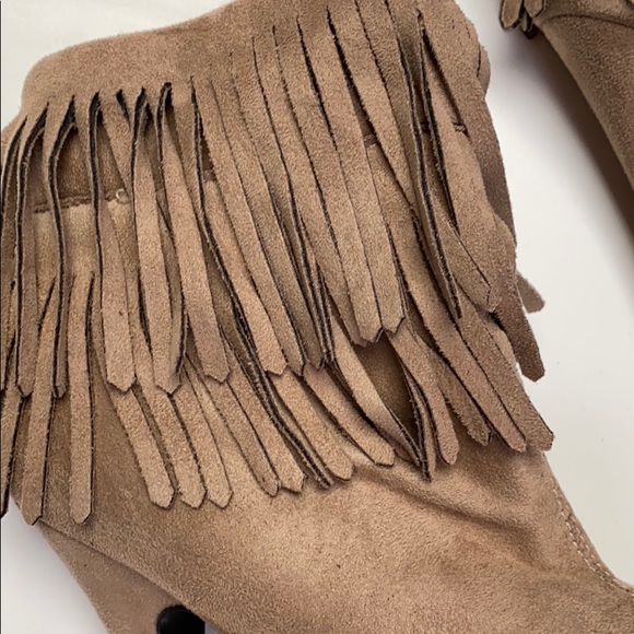 Fringe Ankle Boots - Picture 3 of 7